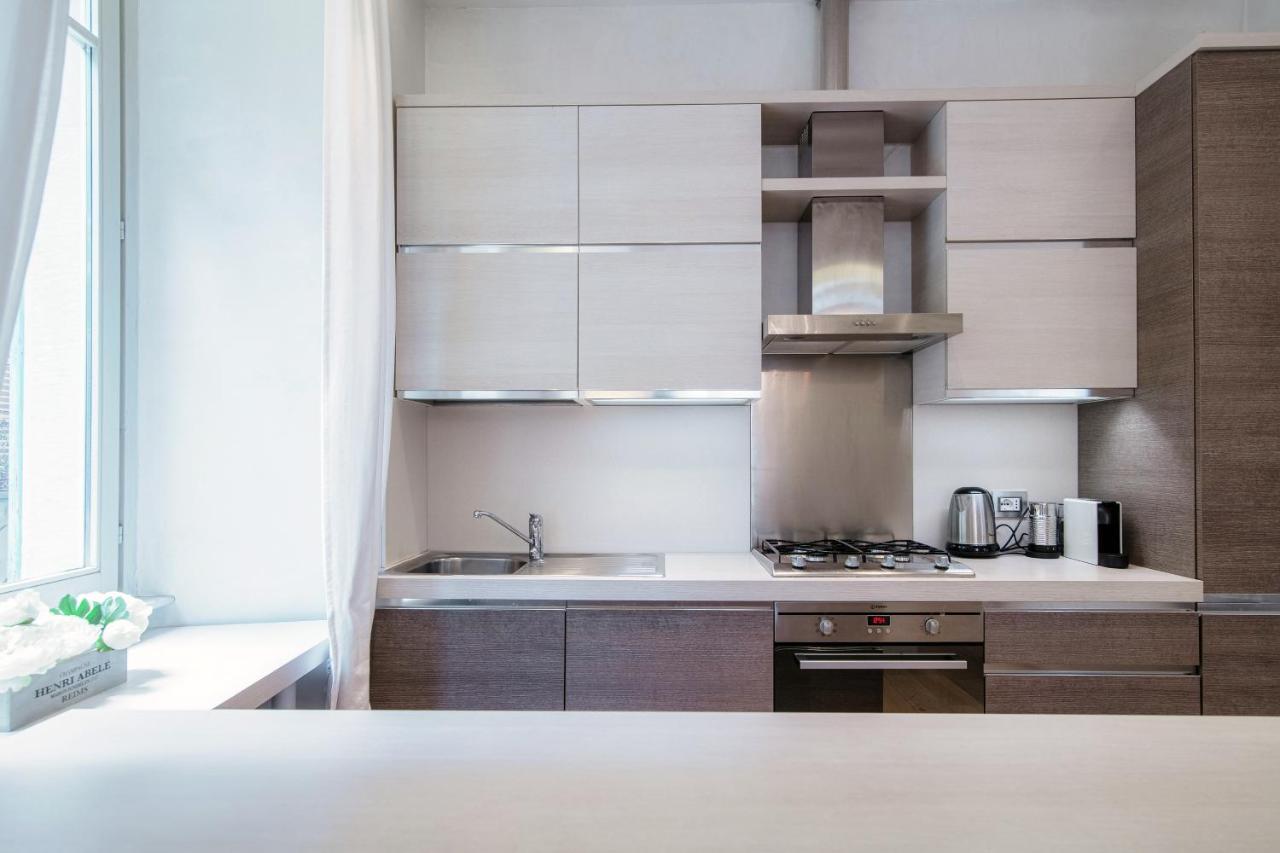 Heart & Soul Luxury Loft - The House Of Travelers Apartment Como Exterior photo